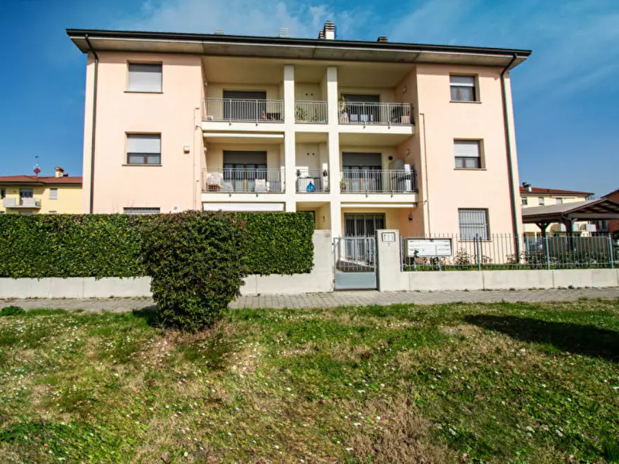 Immagine 2 di Appartamento in vendita  in via Nilde Iotti 7 a Soragna