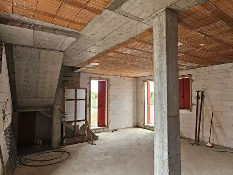 Immagine 25 di Casa bifamiliare in vendita  in Via Cavour a Este