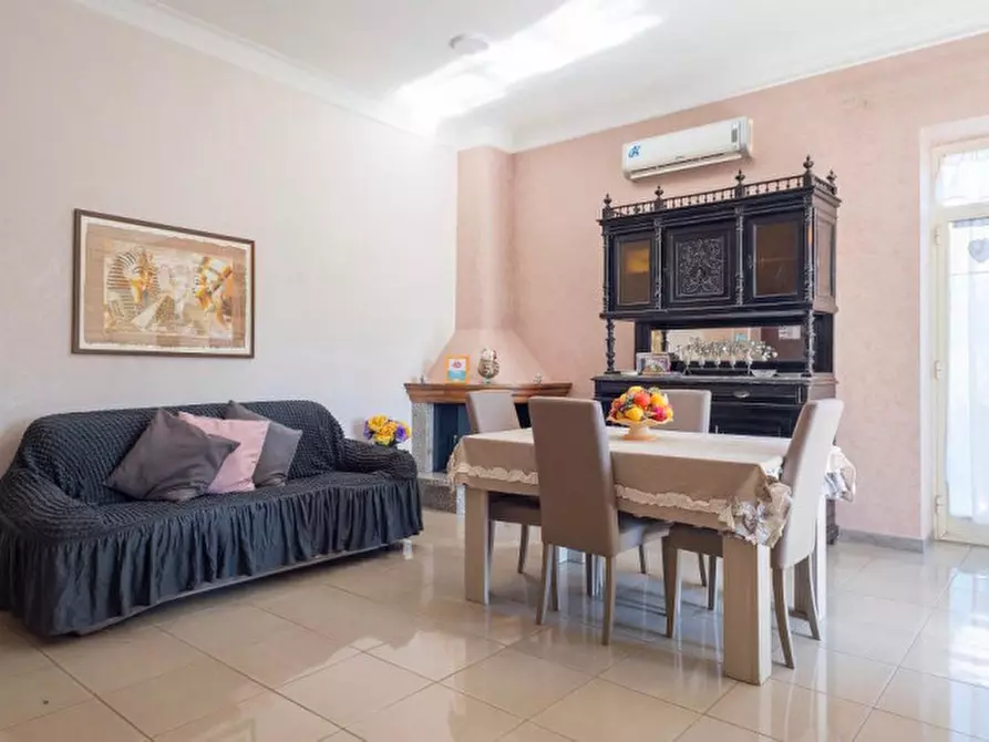 Immagine 2 di Appartamento in affitto  in Via Concezione al Monte Calvario a Napoli