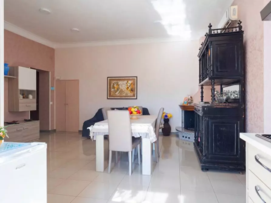 Immagine 4 di Appartamento in affitto  in Via Concezione al Monte Calvario a Napoli