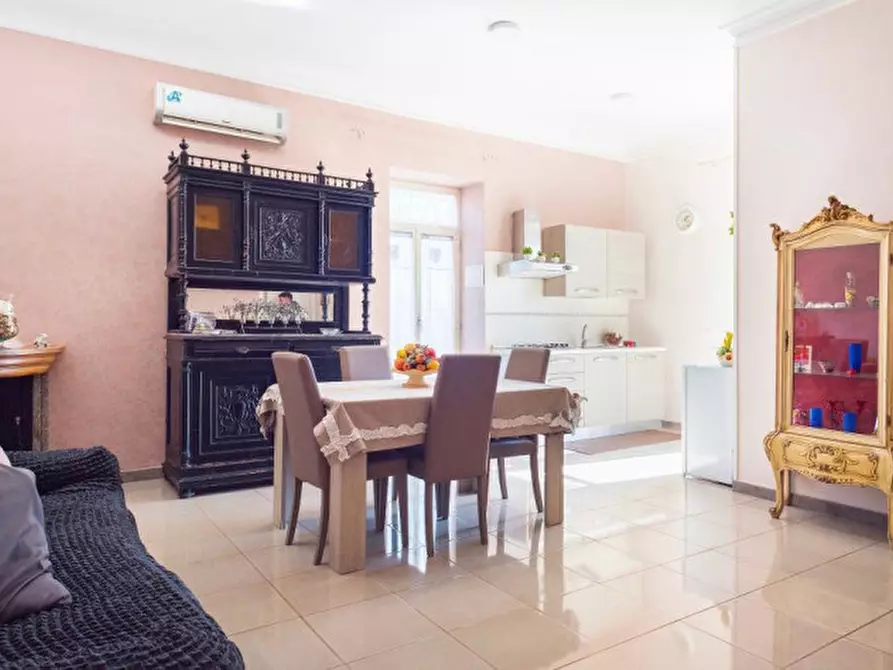 Immagine 14 di Appartamento in affitto  in Via Concezione al Monte Calvario a Napoli