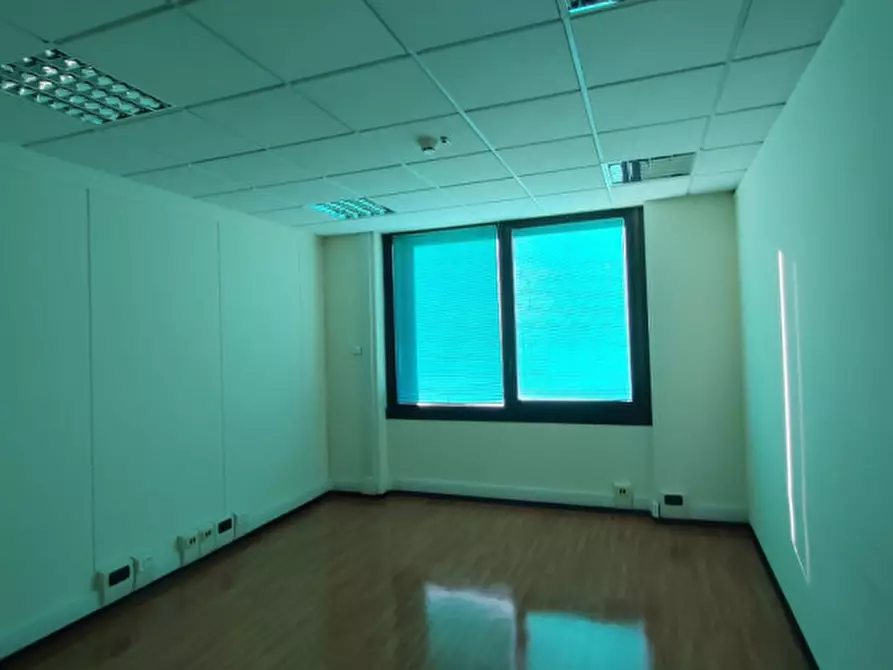 Immagine 22 di Ufficio in affitto  in CORSO LODI a Milano