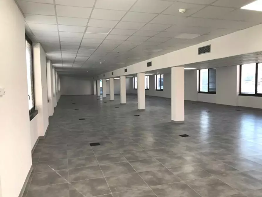 Immagine 17 di Ufficio in affitto  in CORSO LODI a Milano