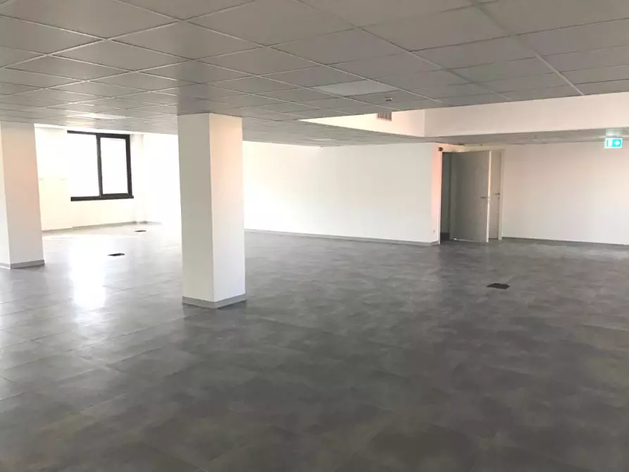 Immagine 21 di Ufficio in affitto  in CORSO LODI a Milano