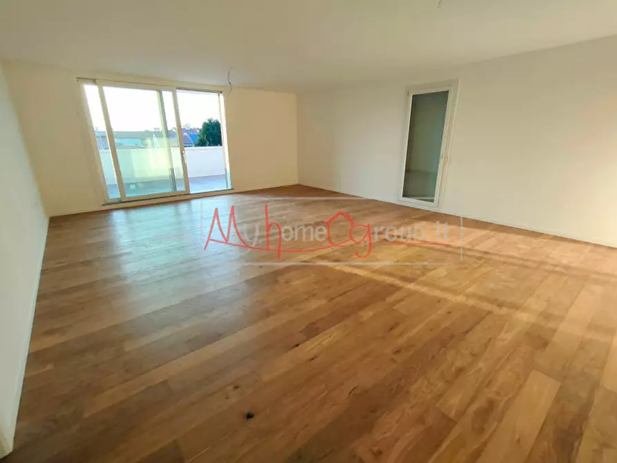 Immagine 4 di Appartamento in vendita  a Selvazzano Dentro