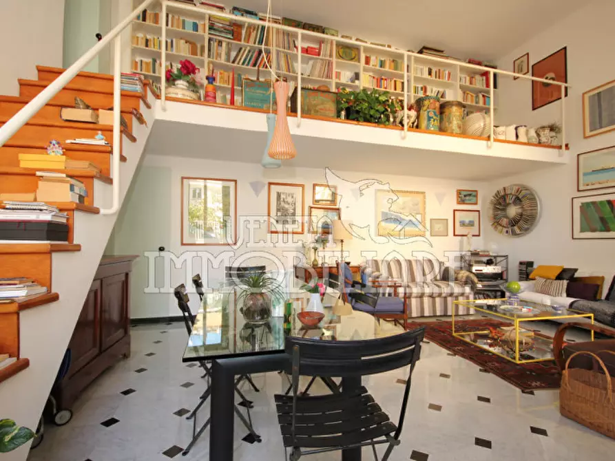 Immagine 2 di Appartamento in vendita  in SALITA POLLAIUOLI a Genova