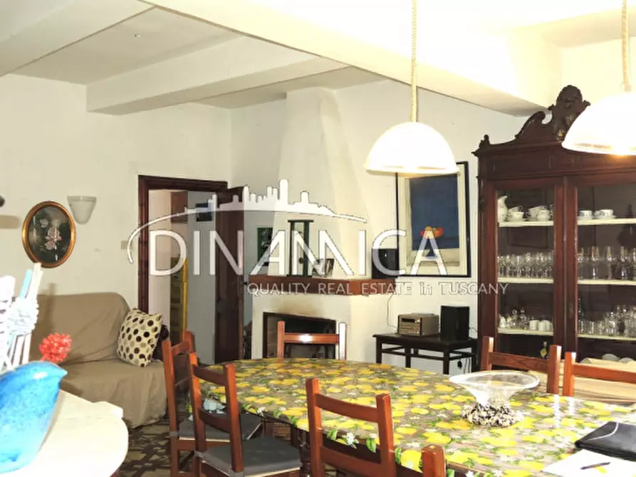 Immagine 11 di Villa in vendita  a Capannoli