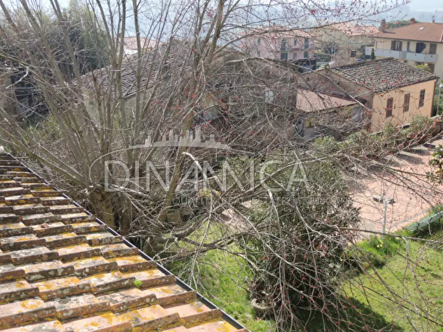 Immagine 36 di Villa in vendita  a Capannoli