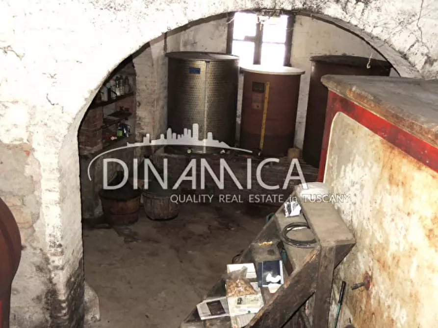 Immagine 52 di Villa in vendita  a Capannoli