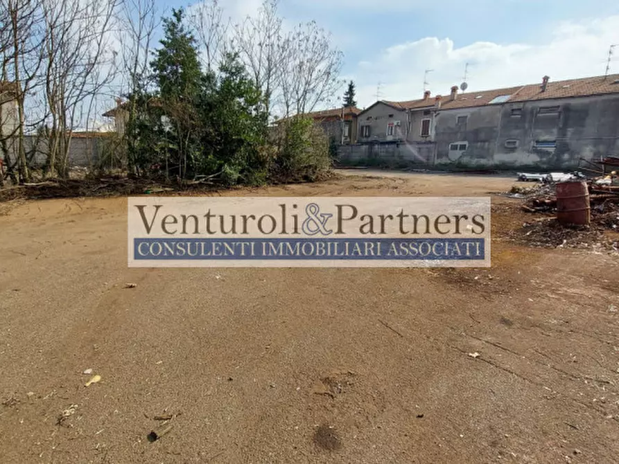 Immagine 2 di Terreno in vendita  in via gorini a Palazzolo Sull'oglio