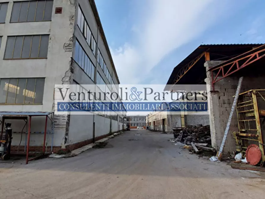 Immagine 8 di Terreno in vendita  in via gorini a Palazzolo Sull'oglio