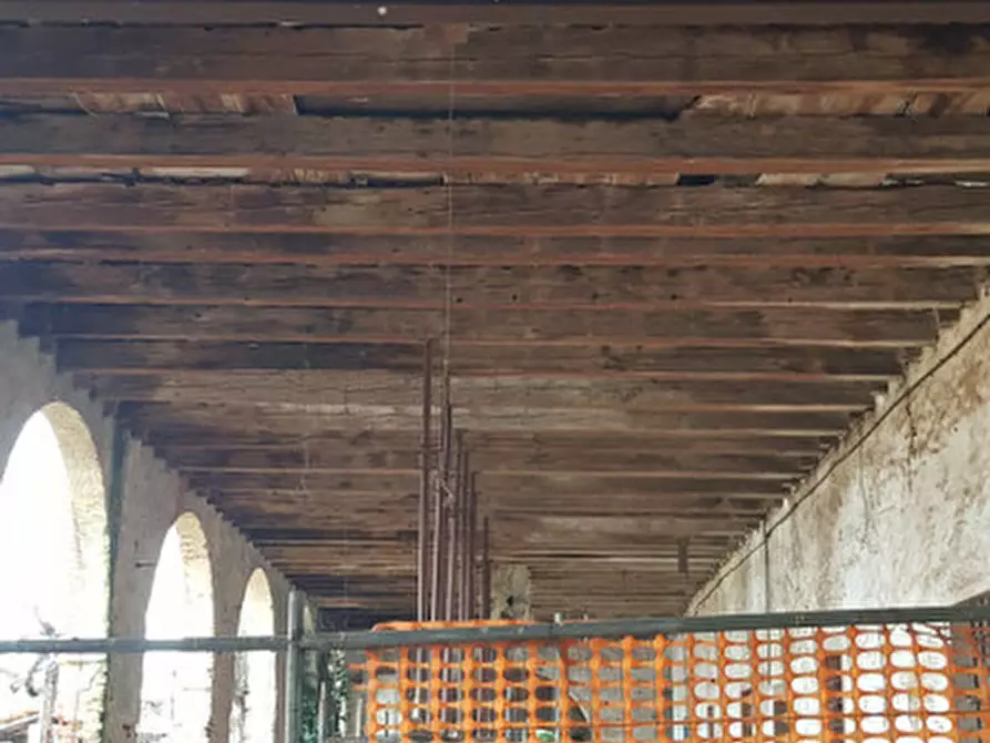 Immagine 10 di Villa in vendita  in VIA LEVA a Montecchio Precalcino