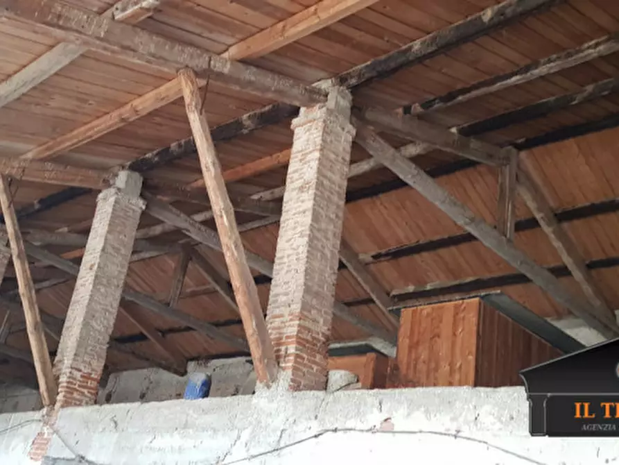Immagine 12 di Villa in vendita  in VIA LEVA a Montecchio Precalcino