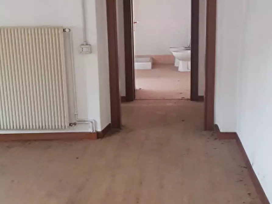 Immagine 22 di Villa in vendita  in VIA LEVA a Montecchio Precalcino