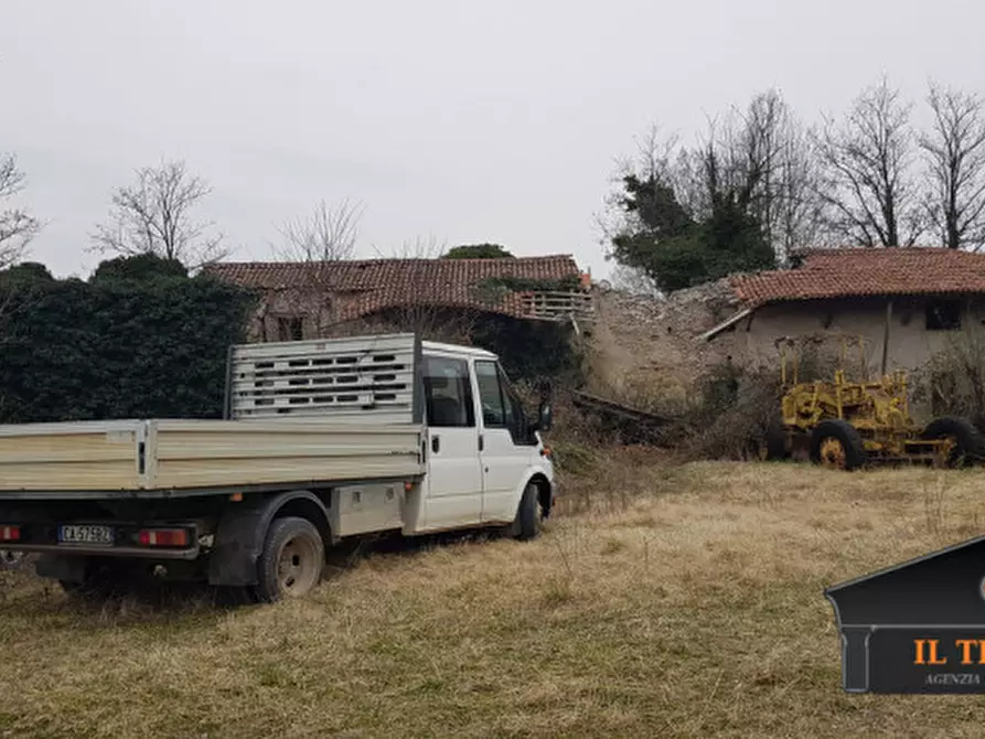 Immagine 26 di Villa in vendita  in VIA LEVA a Montecchio Precalcino