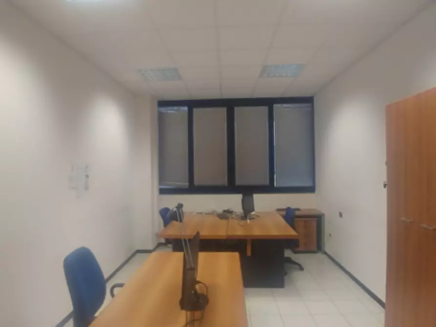Immagine 11 di Ufficio in affitto  in VIA BURONA a Vimodrone