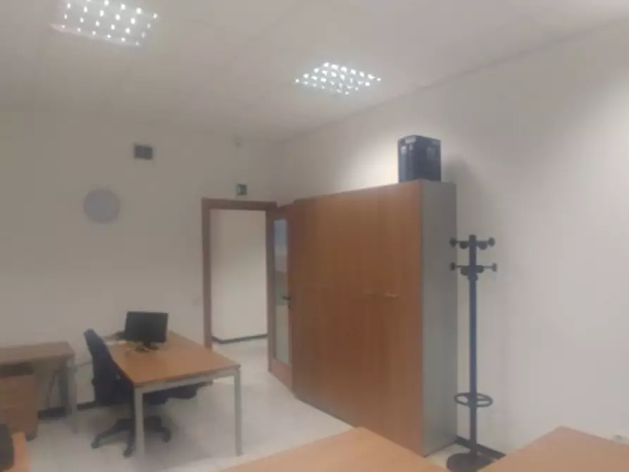 Immagine 12 di Ufficio in affitto  in VIA BURONA a Vimodrone