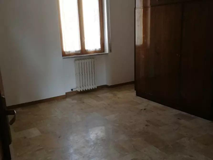 Immagine 8 di Ufficio in affitto  a Brienza