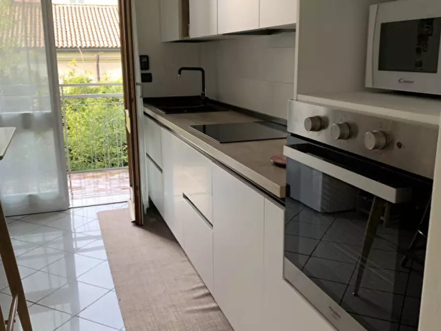 Immagine 5 di Appartamento in affitto  in TRILOCALE IN AFFITTO - PADOVA OSPEDALI RIF 241 a Padova