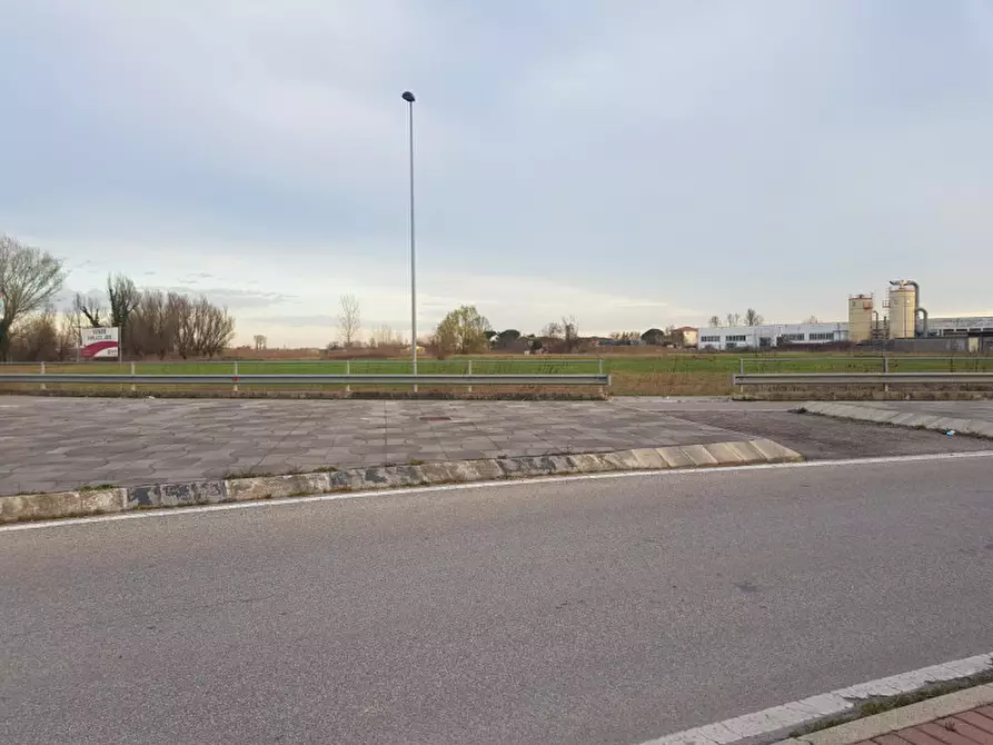 Immagine 9 di Terreno in vendita  in Via Cavour a Este