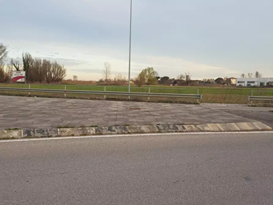 Immagine 10 di Terreno in vendita  in Via Cavour a Este