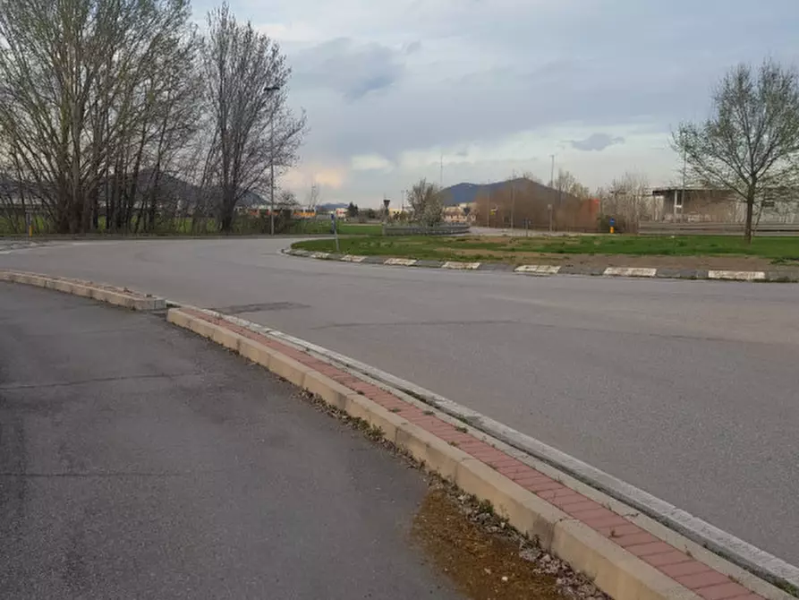Immagine 11 di Terreno in vendita  in Via Cavour a Este