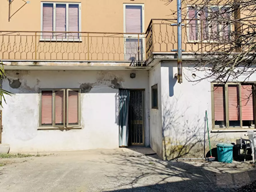 Immagine 1 di Villetta a schiera in vendita  in via roma a Sant'urbano
