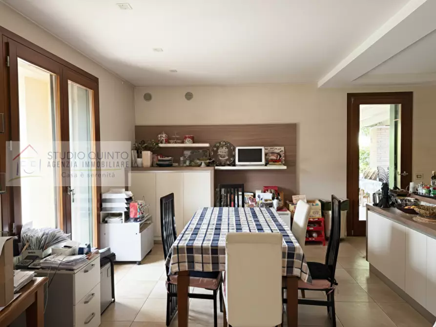 Immagine 9 di Casa bifamiliare in vendita  a Quinto Di Treviso