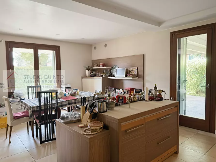 Immagine 13 di Casa bifamiliare in vendita  a Quinto Di Treviso