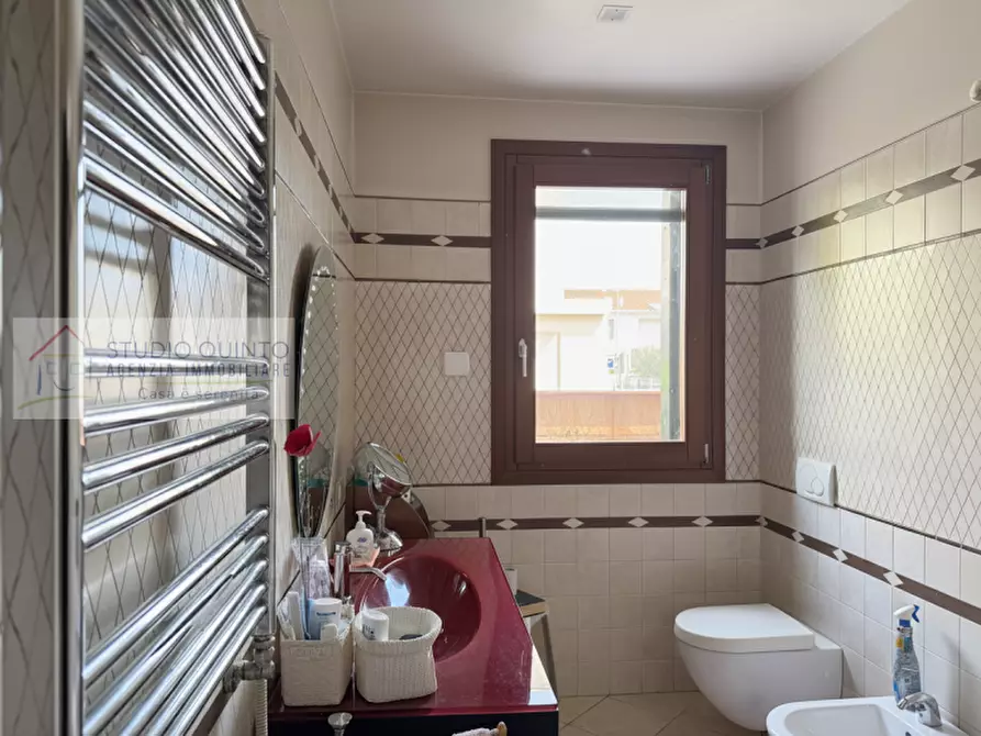 Immagine 50 di Casa bifamiliare in vendita  a Quinto Di Treviso