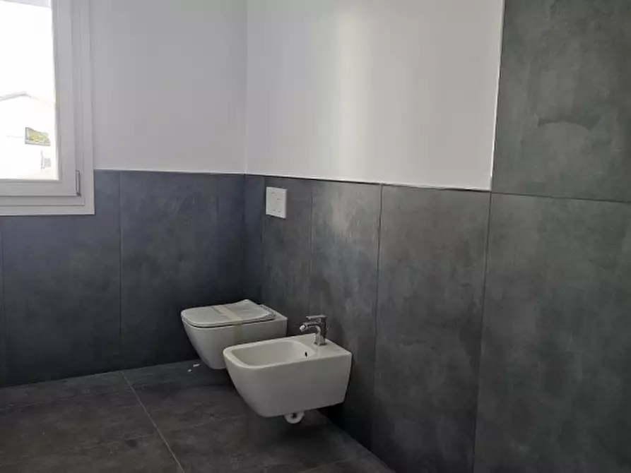 Immagine 5 di Appartamento in vendita  in BIA BOITO a Vicenza