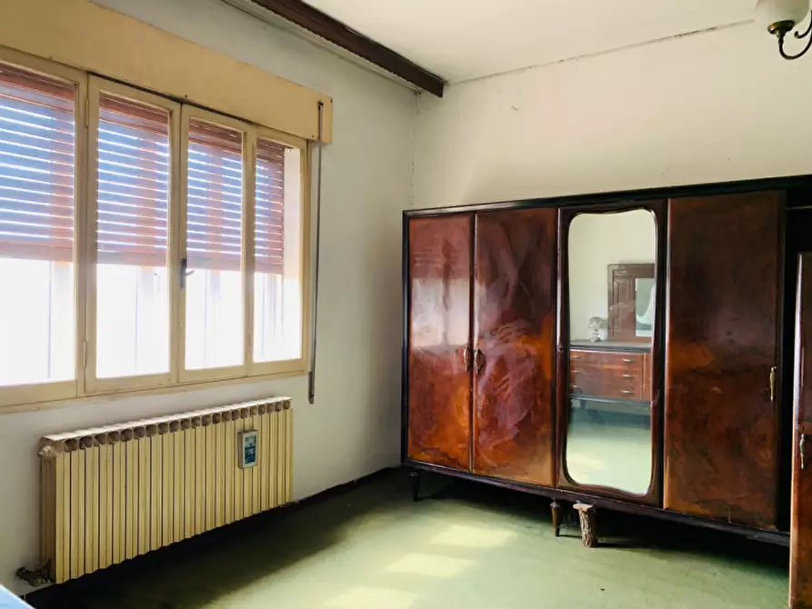 Immagine 21 di Casa bifamiliare in vendita  a Borgo Veneto