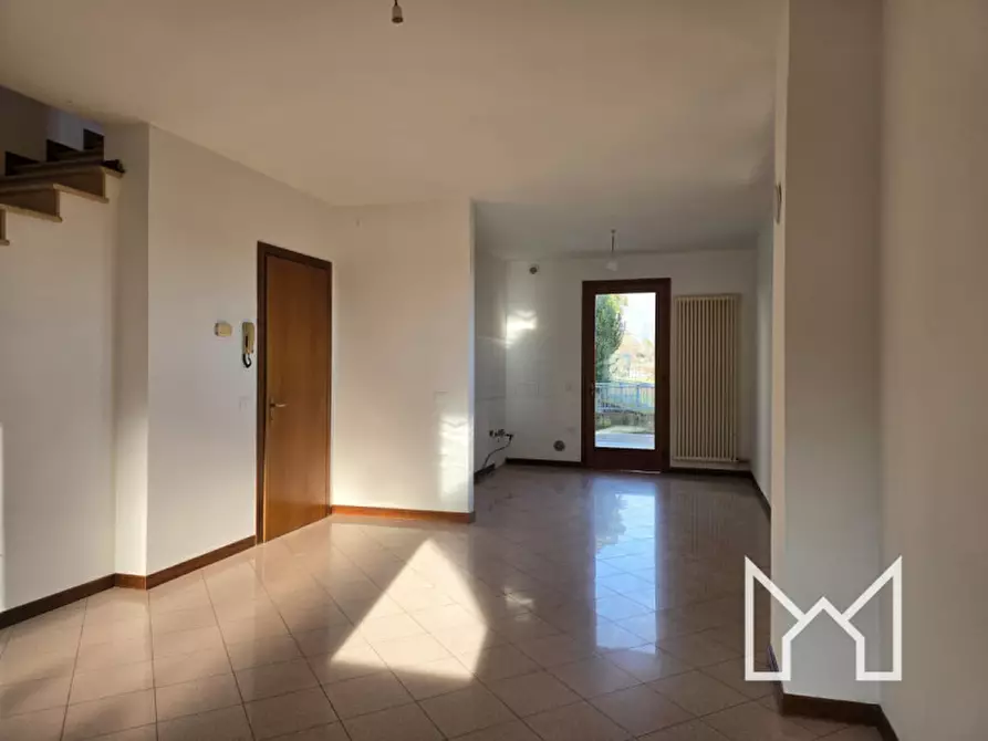 Immagine 11 di Casa bifamiliare in vendita  a Romano D'ezzelino