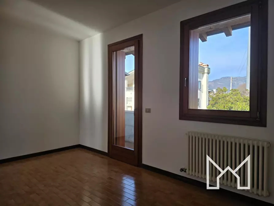 Immagine 15 di Casa bifamiliare in vendita  a Romano D'ezzelino