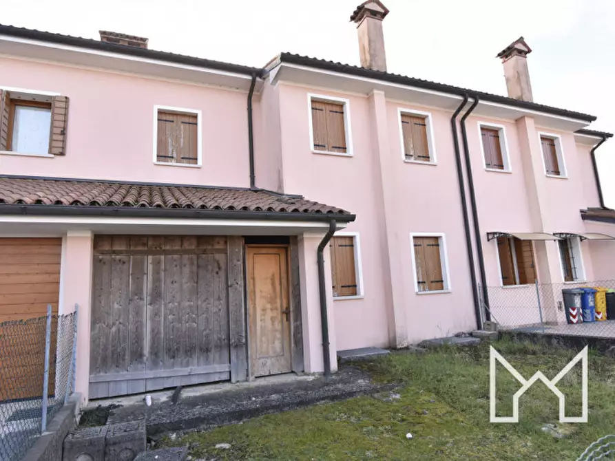 Immagine 4 di Casa trifamiliare in vendita  a San Zenone Degli Ezzelini