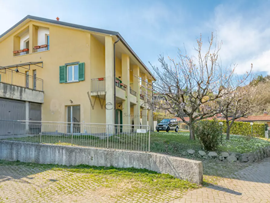 Immagine 22 di Casa bifamiliare in vendita  a Tavernerio