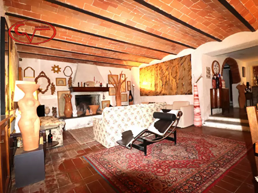 Immagine 28 di Rustico / casale in vendita  in ambra a Bucine