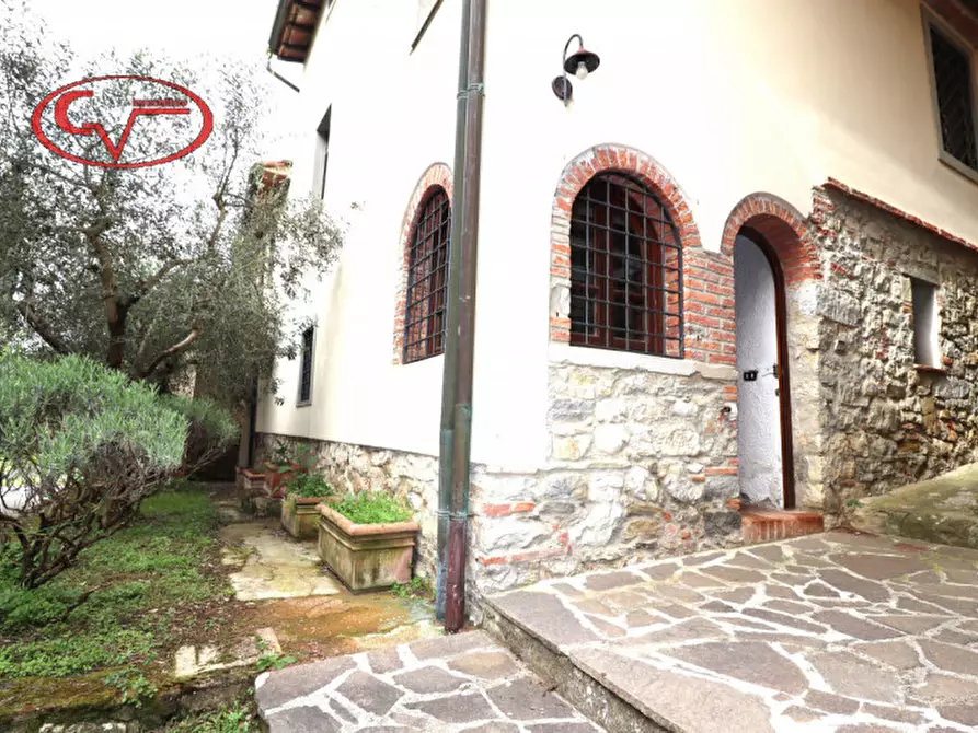 Immagine 36 di Rustico / casale in vendita  in ambra a Bucine