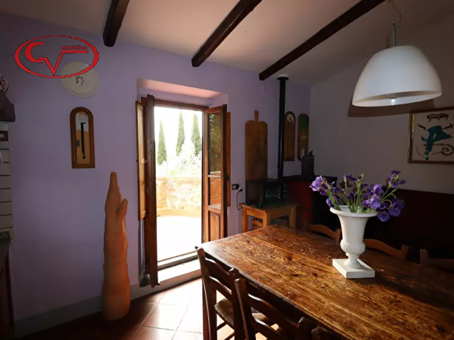 Immagine 51 di Rustico / casale in vendita  in ambra a Bucine