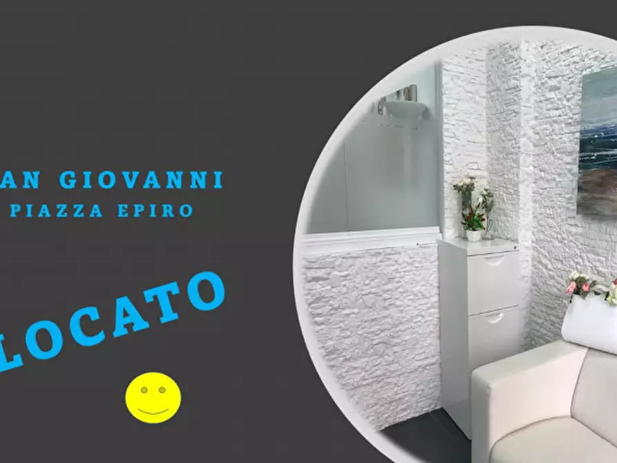 Immagine 1 di Negozio in affitto  in PIAZZA EPIRO a Roma