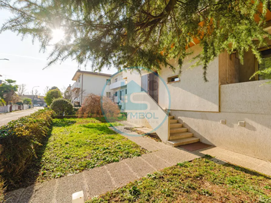 Immagine 4 di Casa trifamiliare in vendita  a Mogliano Veneto