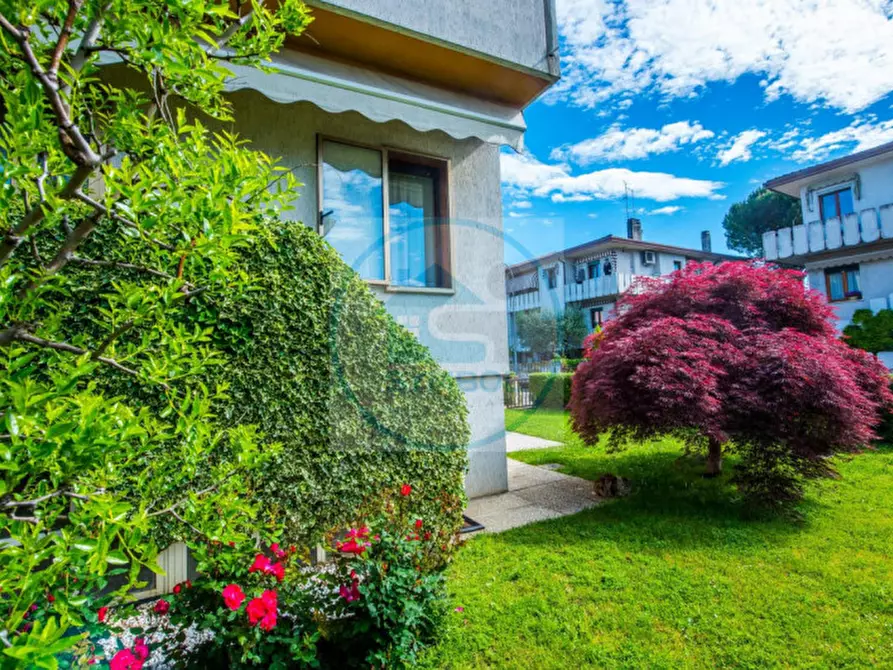 Immagine 15 di Casa trifamiliare in vendita  a Mogliano Veneto