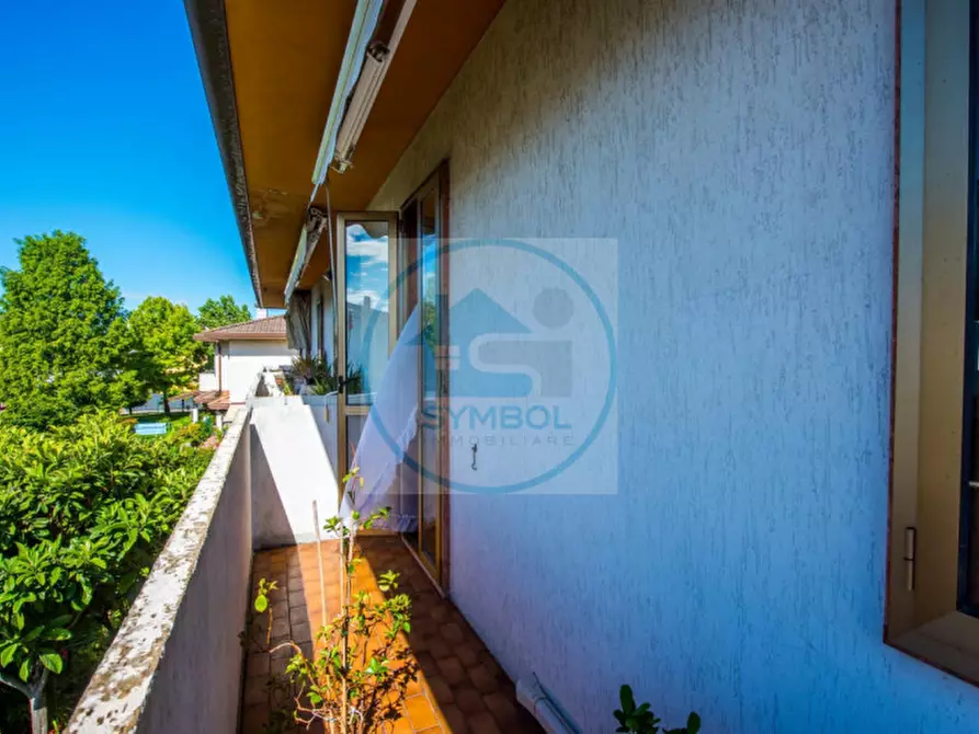 Immagine 28 di Casa trifamiliare in vendita  in Via Ragazzi del '99 a Mogliano Veneto