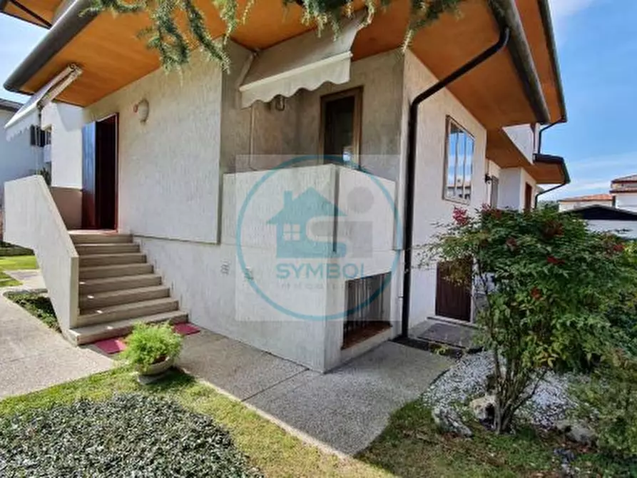 Immagine 30 di Casa trifamiliare in vendita  in VIA IPPOLLITO NIEVO a Mogliano Veneto