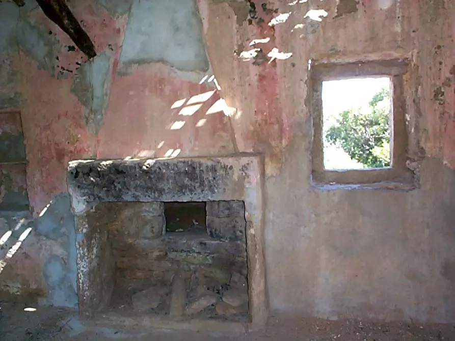 Immagine 4 di Rustico / casale in vendita  in VIA ROCCE SARDE a Olbia