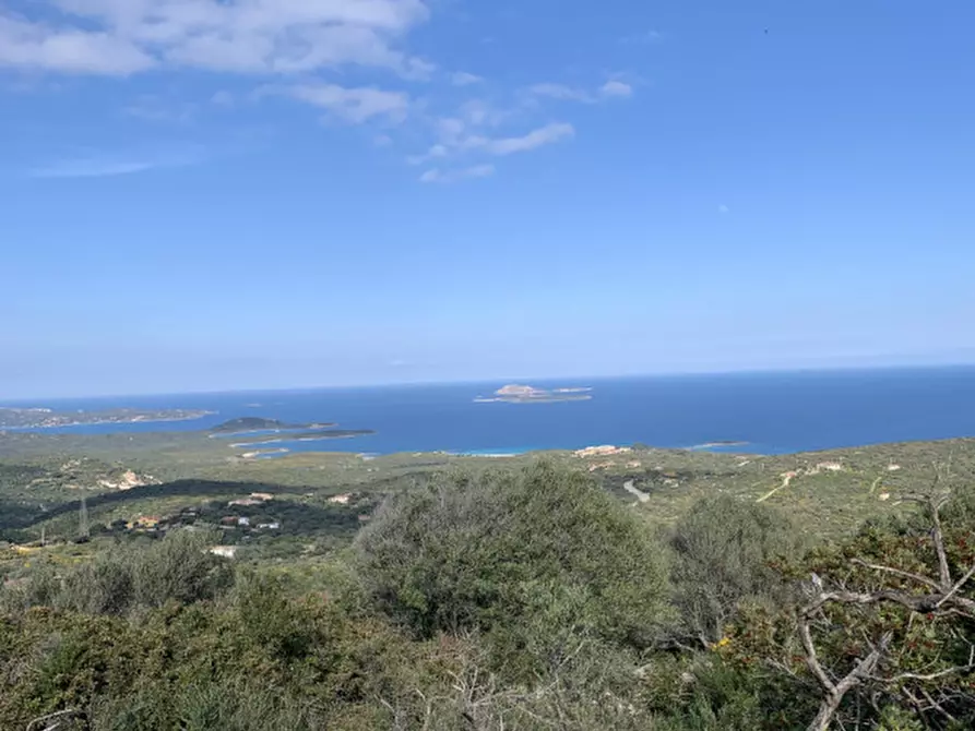 Immagine 6 di Rustico / casale in vendita  in VIA ROCCE SARDE a Olbia