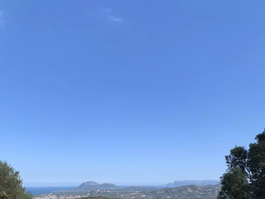 Immagine 7 di Rustico / casale in vendita  in VIA ROCCE SARDE a Olbia