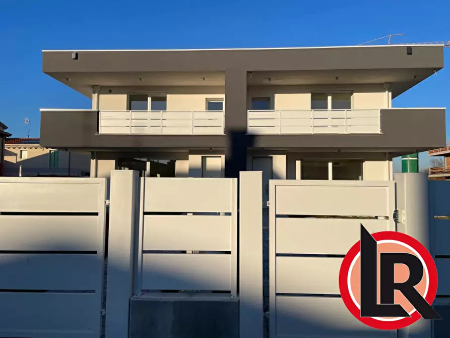 Immagine 5 di Casa bifamiliare in vendita  in Via Cavinetto san michele delle badesse a Borgoricco