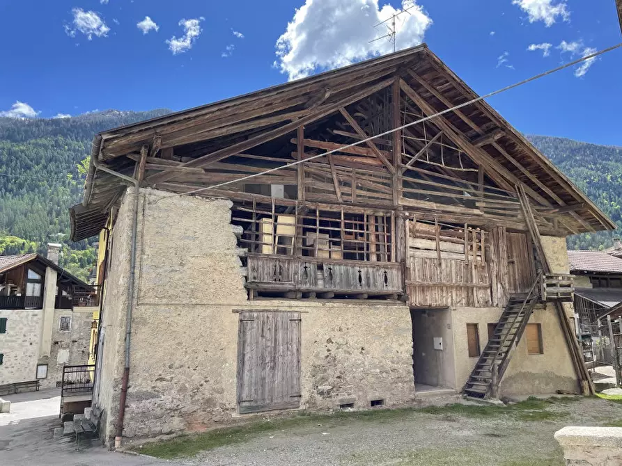 Immagine 2 di Casa indipendente in vendita  in Piazza Marconi a Strembo