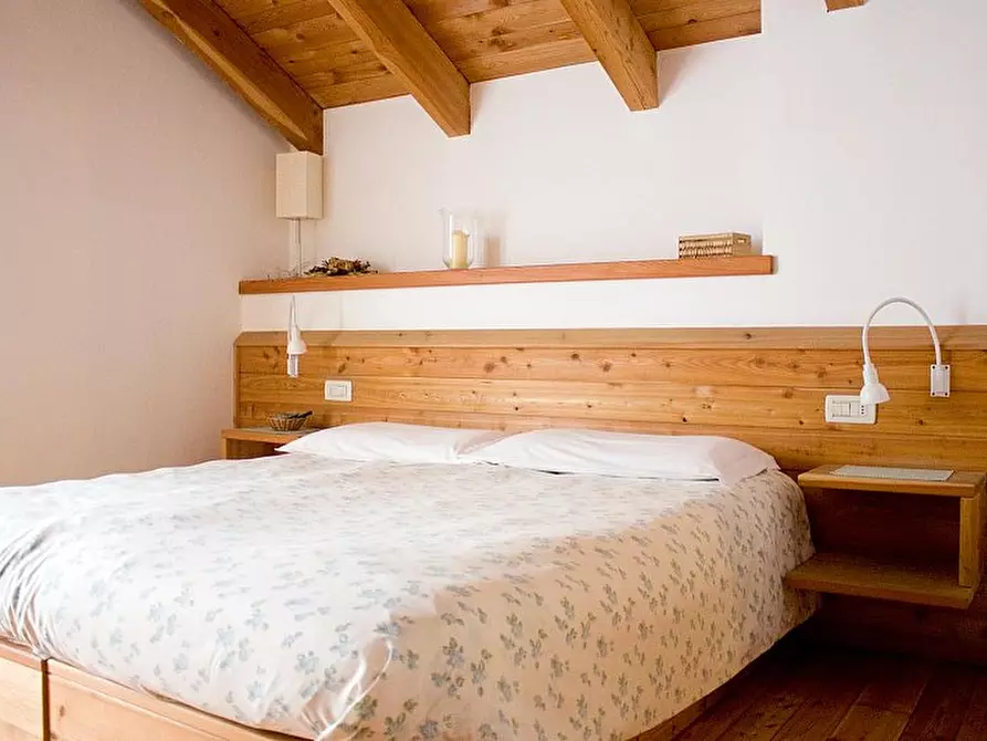 Immagine 3 di Hotel in vendita  a Giustino